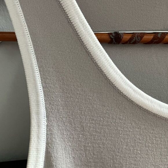 Carmen Marc Valvo Gray & White Knit Sleeveless Dress sz M - Picture 4 of 6